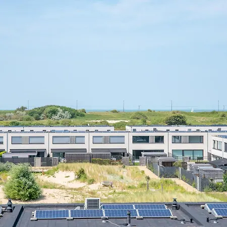 Stunning Dune Views - Light-filled Coastal Retreat 오스텐드